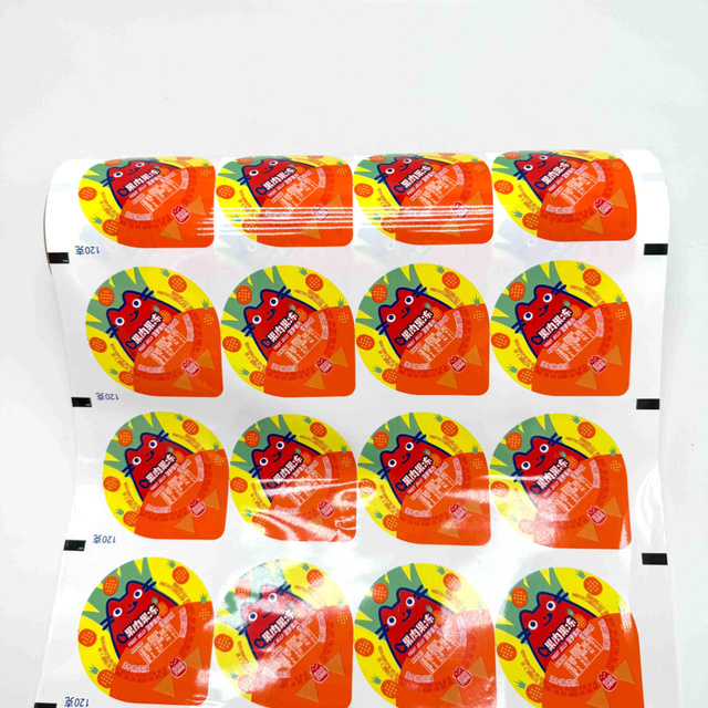 Botella de empaquetado de alimentos estampados de White PE Botella de la tapa Roll Stock Película para sellado de bandeja de taza